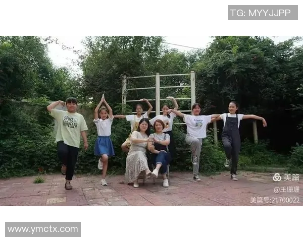 黄丽的篮球之路：从梦想起航到职业生涯的精彩回顾