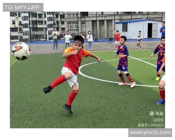 足球宿舍里的青春岁月与梦想追逐的故事